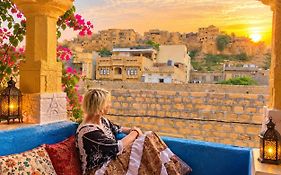 Mirvana Guest House & Camel Safari